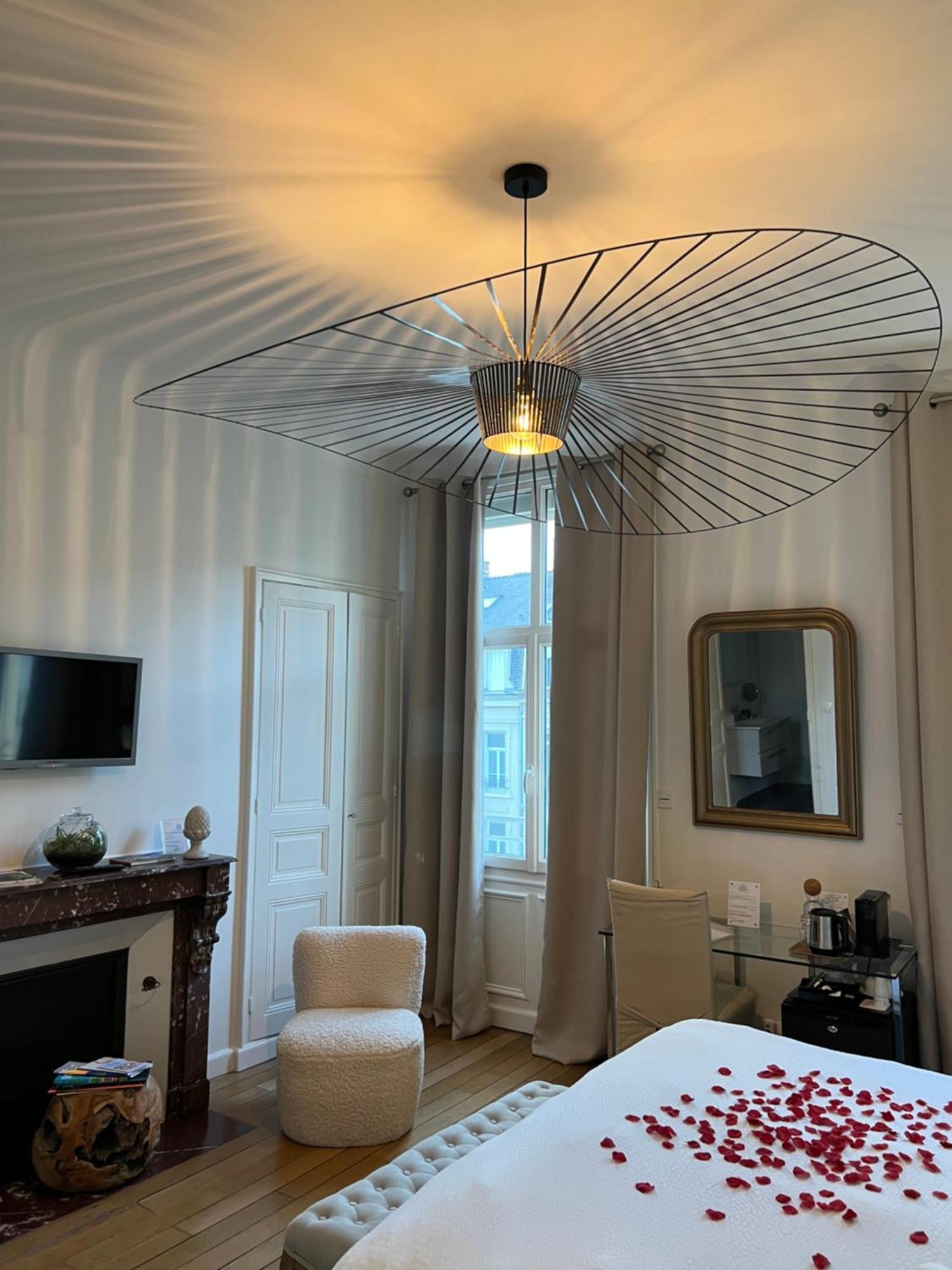 La Demeure Des Sacres - Cathedrale Bed & Breakfast Reims Exterior foto