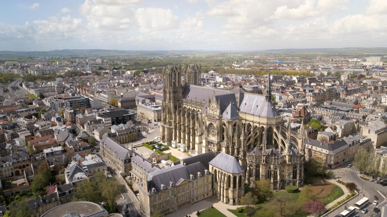 La Demeure Des Sacres - Cathedrale Bed & Breakfast Reims Exterior foto